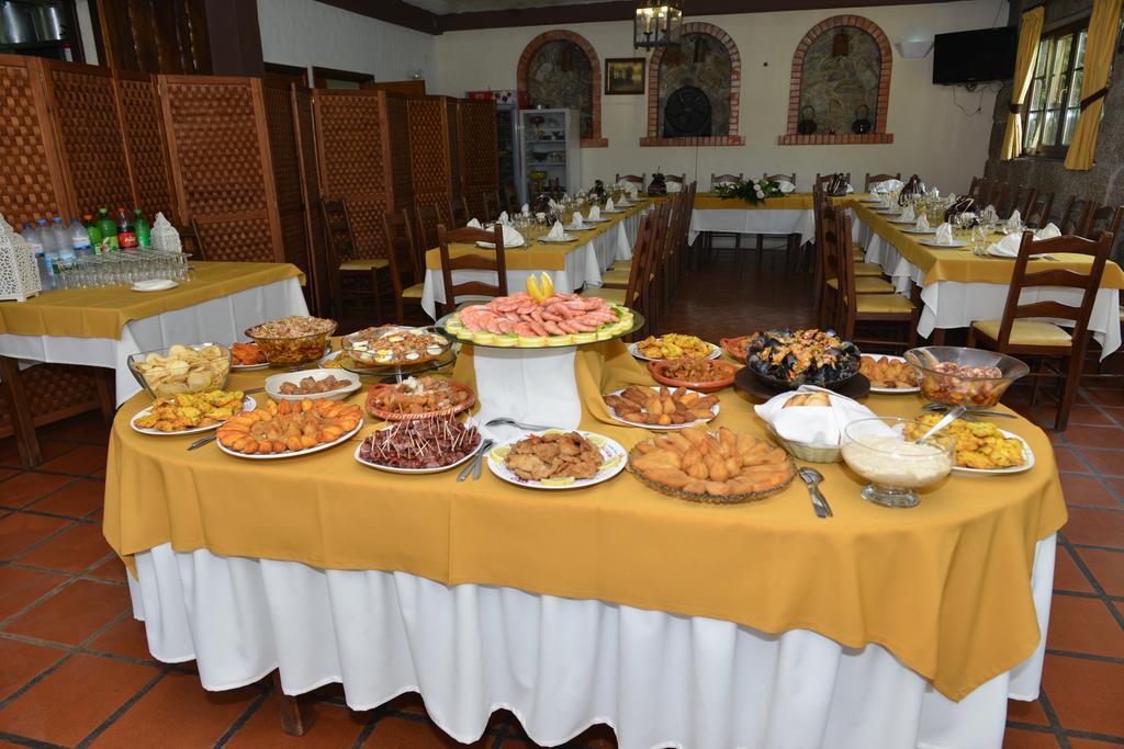 Al Vivenda Romantica Geres Exterior photo